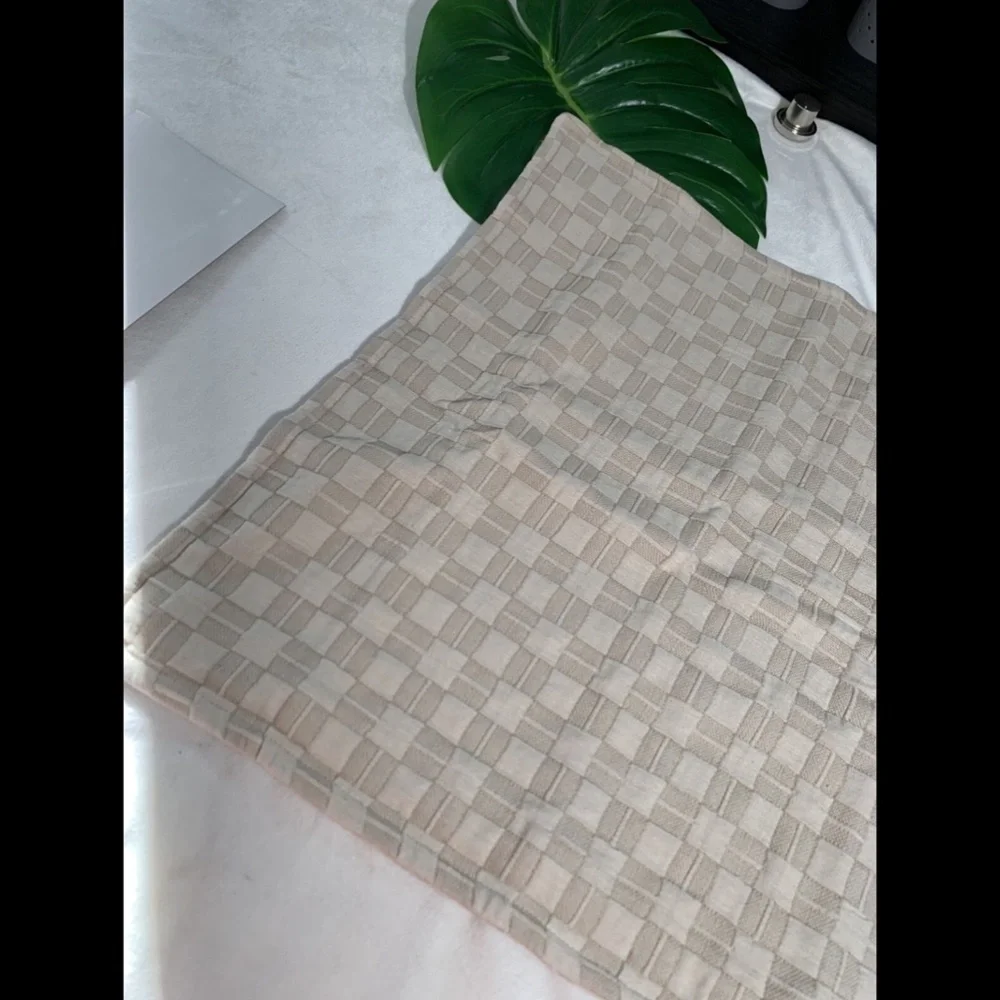 NIB Hotel Collection Diamond Embroidered (1) Standard Pillow Sham‎ Case #257